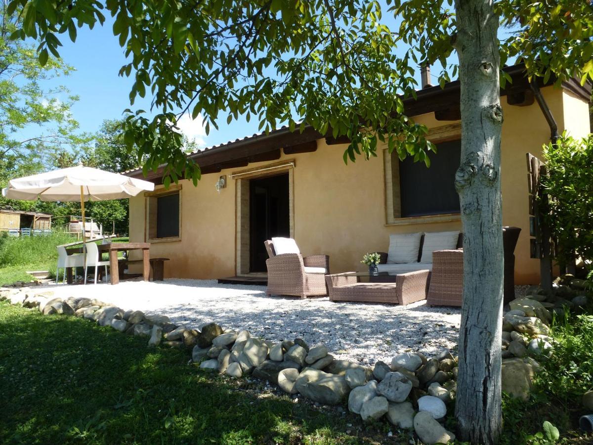 Villa Pilotti Country House Penna San Giovanni Esterno foto
