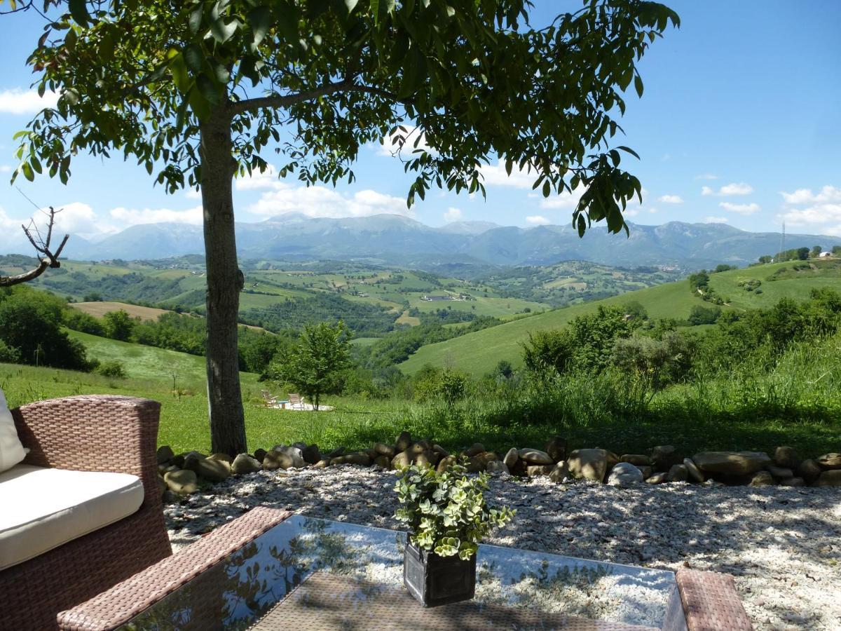 Villa Pilotti Country House Penna San Giovanni Esterno foto