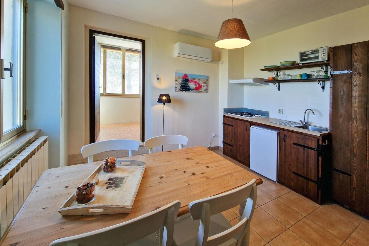 Villa Pilotti Country House Penna San Giovanni Esterno foto
