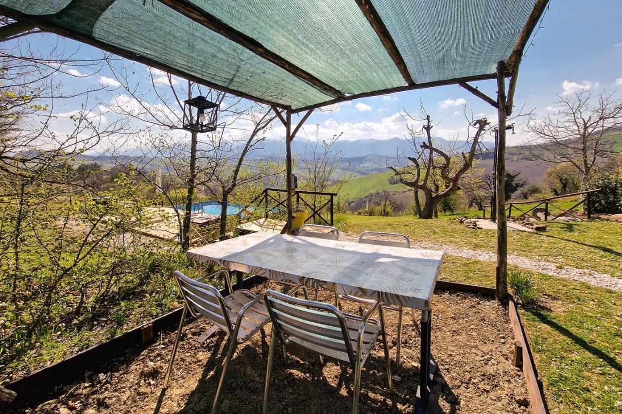 Villa Pilotti Country House Penna San Giovanni Esterno foto