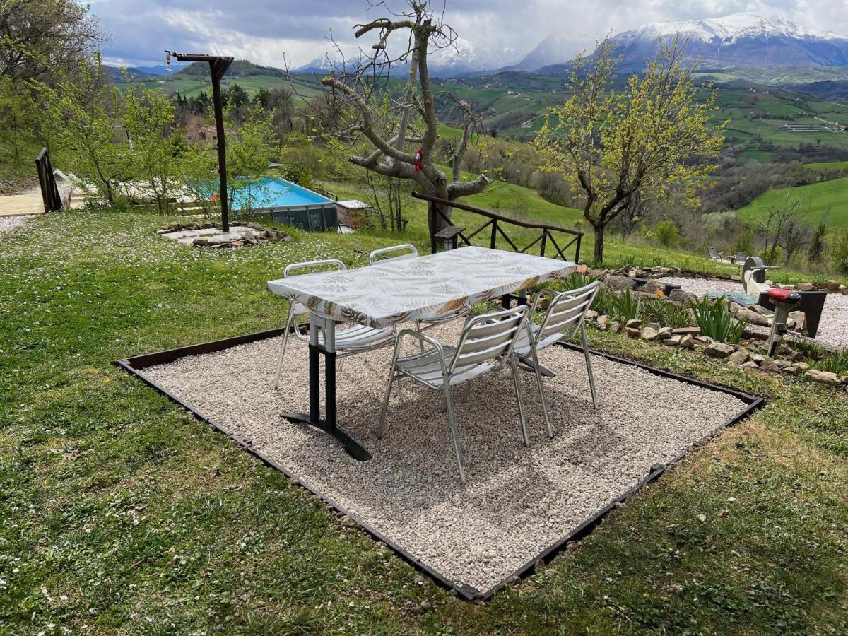 Villa Pilotti Country House Penna San Giovanni Esterno foto